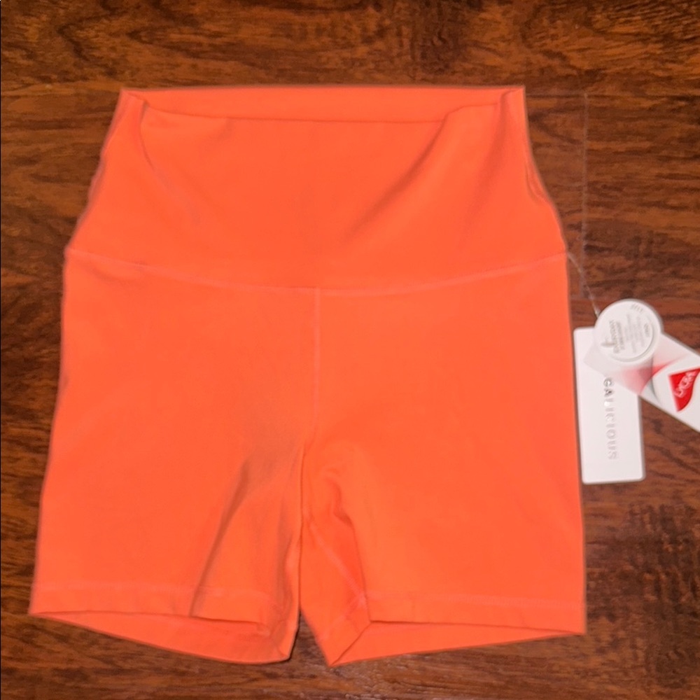 NWT Yogalicious Lux Everyday 5” Persimmon Shorts (M)